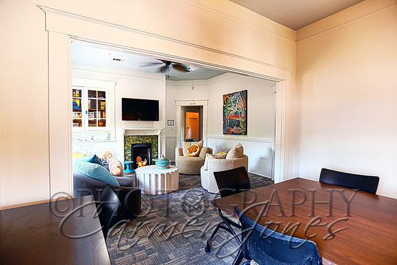 HDR-0208